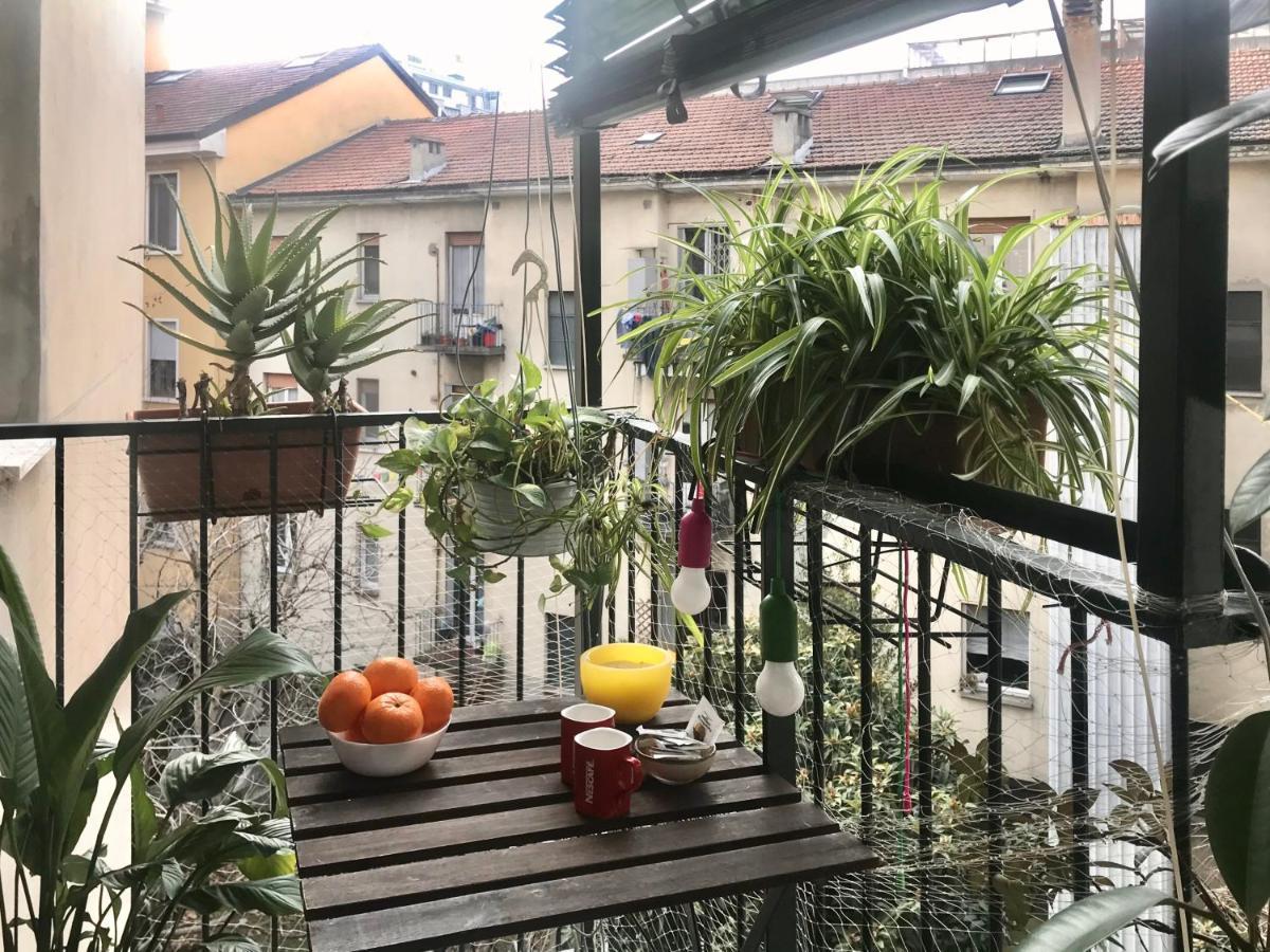 Pied A Terre Sant'Agostino Apartment Milan Exterior photo