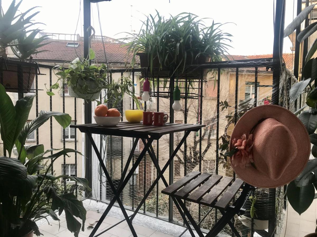Pied A Terre Sant'Agostino Apartment Milan Exterior photo